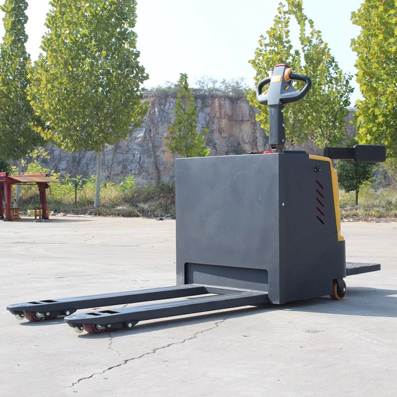 2-ton-pallet-truck-retail-backroom