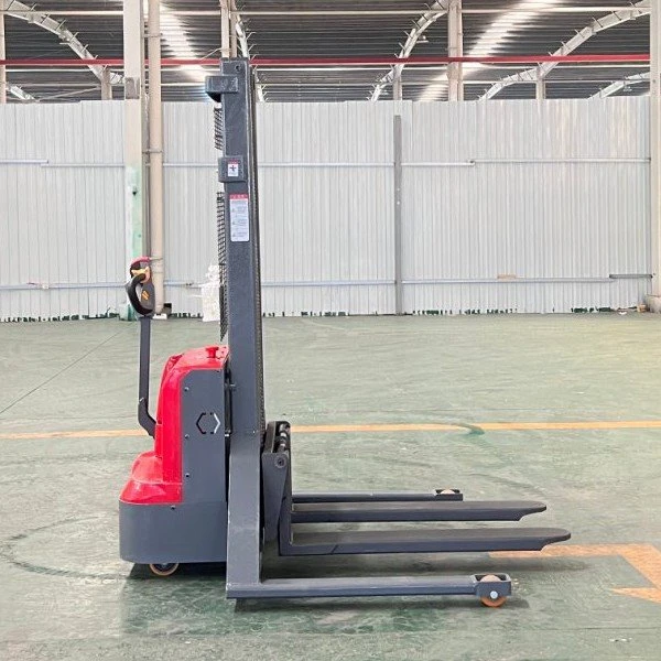 1.5 ton Wide-legged stacker D
