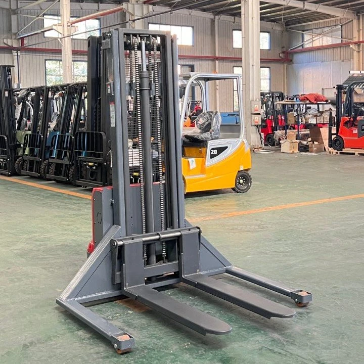 1.5 ton Wide-legged stacker F