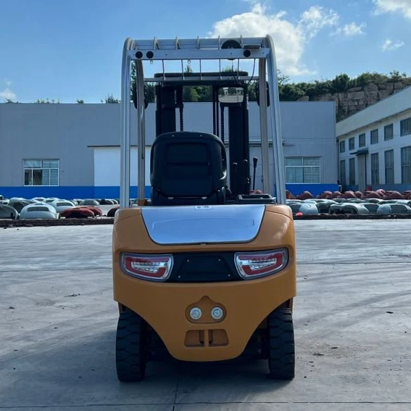 2 ton electric forklift compact turning radius