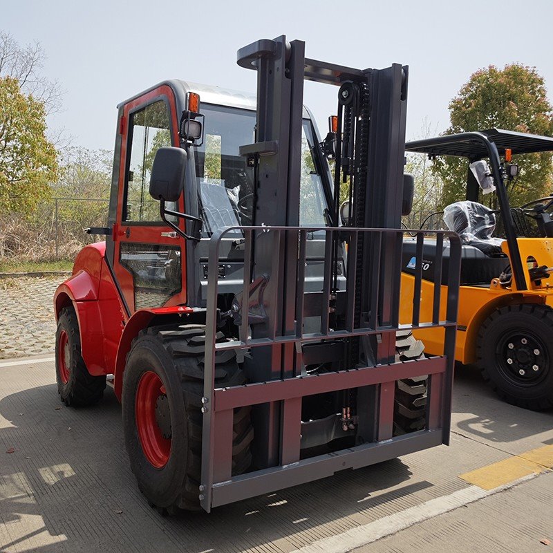 3.5 ton Off-road forklift B