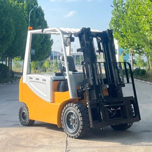 4.5 ton electric forklift handling metal products