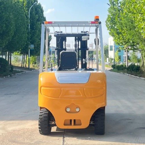 Fork and mast configuration of CPD45-B electric forklift
